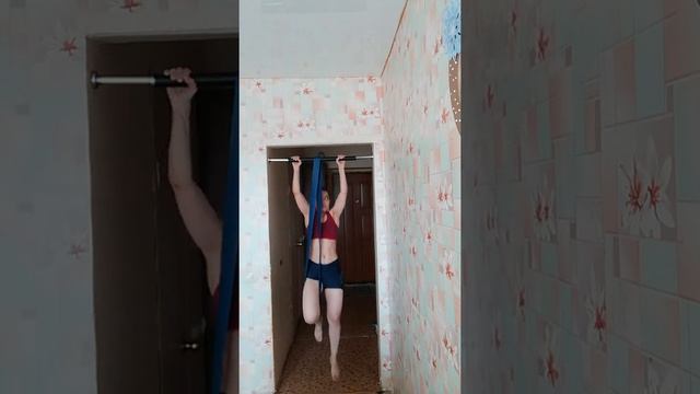 Подтягивания с резинкой 16 марта смотреть онлайн