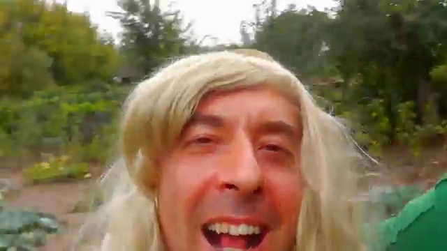 DIRTY WHITE - ПЕСНЯ ВЛЮБЛЁННОГО ЭЛЬФА (CLIP 2014) смотреть онлайн