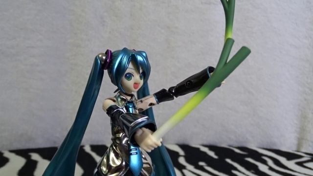 Chogokin Hatsune Miku review (Tagalog) with English subtitle смотреть онлайн