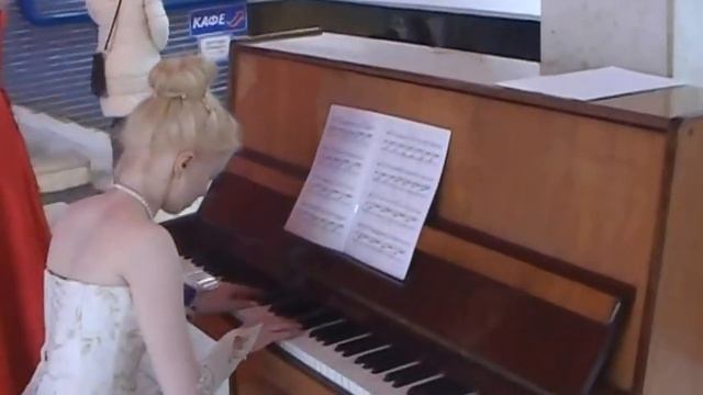 Дуэт Ра, Бах-Гуно, Ave Maria  (фортепиано и флейта) VIII Минский бал православной молодёжи 2016