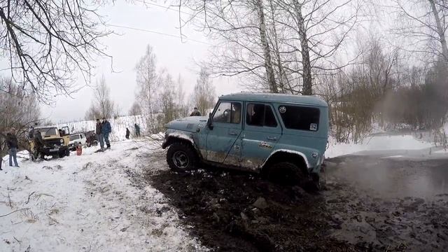 SUV Уаз, Нива (Бездорожье) 4x4 Подарки детям в Детский Дом смотреть онлайн