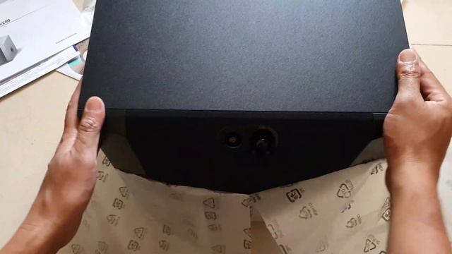 Unboxing Yamaha Subwoofer NS-SW300 смотреть онлайн