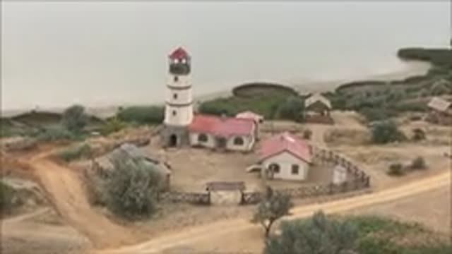 Пляж Маяк в Мержаново: где стирается грань между морем и небом смотреть онлайн