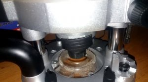 Фрезер CROWN CT11002, 1400 Вт ЛЮФТЫ