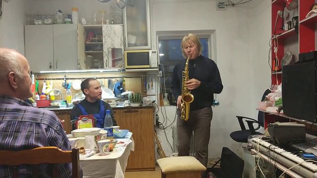 отметили ДР у Витали . мини кайт тусовочкой продолжение смотреть онлайн