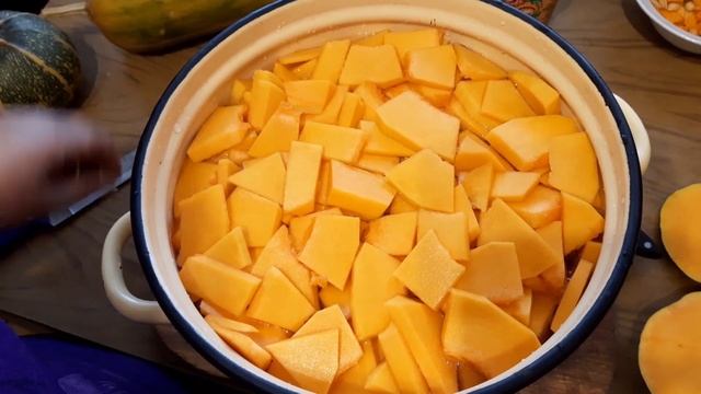 Выросли крупные тыквы? Предлагаем быстрый дешёвый вариант заготовок на зиму. смотреть онлайн