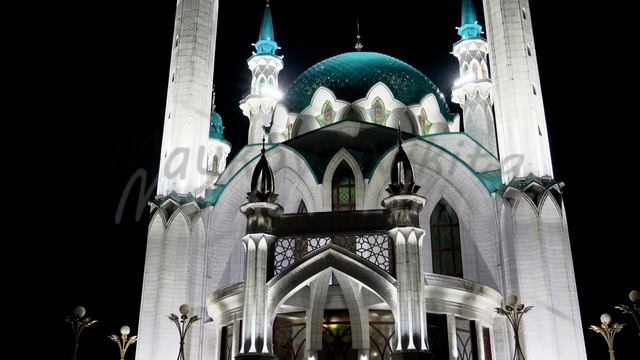 Kazan, Russia. Kul Sharif Mosque. On the territory of the Kazan Kremlin. Night смотреть онлайн