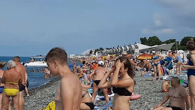 Пляж пгт Сириус 16 июля 2022(напротив отеля "Бархатные Сезоны" Адлер смотреть онлайн