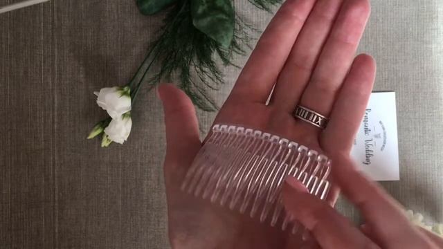 Гребень для фаты пластиковый средний. смотреть онлайн