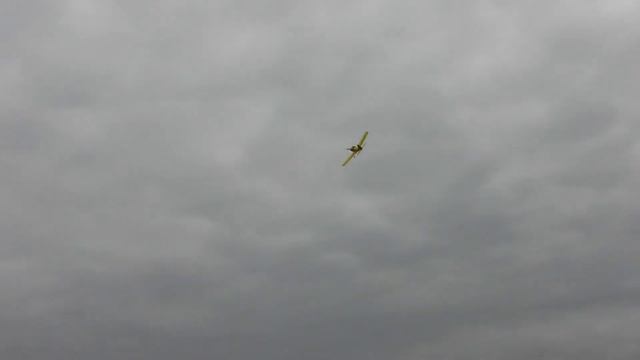 Взлет самолета с крыши автомобиля 1-12-2013 смотреть онлайн