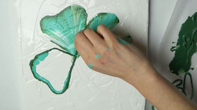 Four Leaf Lucky Clover Painting Using The String Pull Technique For Saint Patrick's Day Acrylic