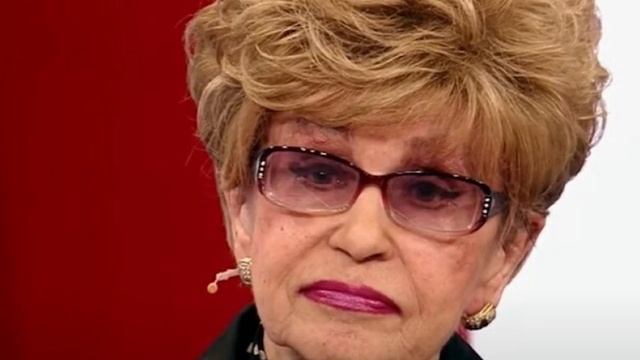 Потерявшая сына Светлана Моргунова изменилась до неузнаваемости: из дома и практически не выходит смотреть онлайн