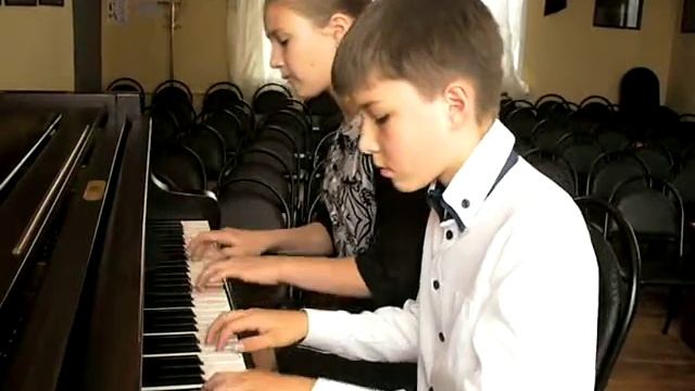 А.Давыдов. Парафраз на"Неудачное свидание"Цфасмана для ф-но в 4 руки. смотреть онлайн