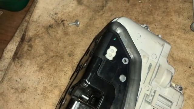 AUDI Q7 4L Замок двери смотреть онлайн