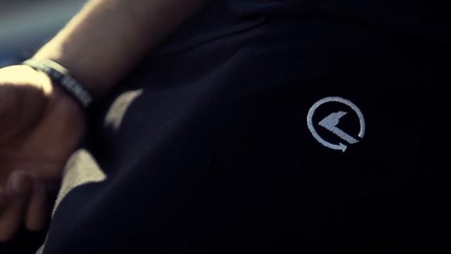 Marek Kvapil - Introduce US clothing смотреть онлайн