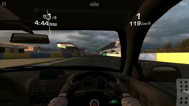 POV : Nissan GT-R, R34 V-spec - Circuit des 24 heures, Le Mans, France смотреть онлайн