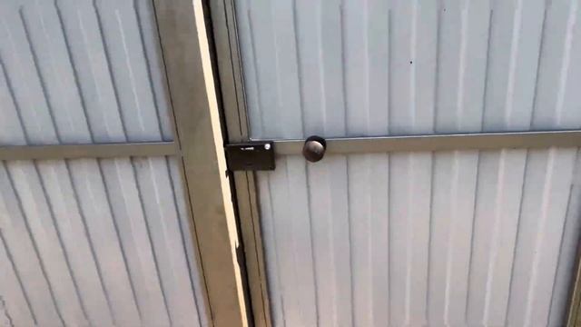 Деревня Малиновка , Челябинская область . Интересный объект . Забор профлист и сетка 3д . смотреть онлайн