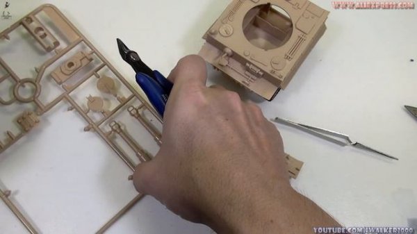 Хобби/AliExpress/MENG - собираем модели без клея - мимишный танк TIGER (MENG WWT-001)