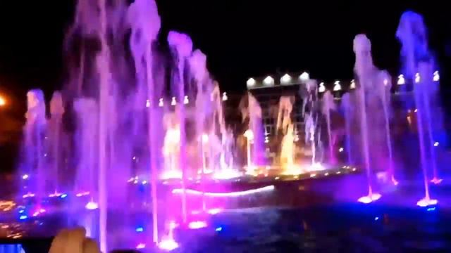 Музыкальный фонтан в городе курорте Анапы Краснодарского Края смотреть онлайн