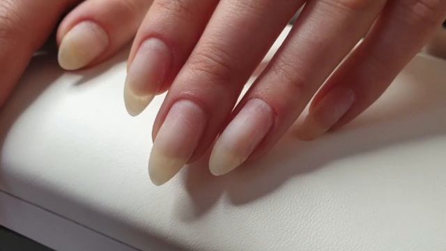 Маникюр. Покрытие гель-лаком. Нежный маникюр. Дизайн. Цветочек ?