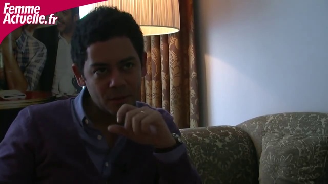 L'AMOUR C'EST MIEUX À DEUX/-Rencontre avec Manu Payet-Femme actuelle-27 avril 2010 смотреть онлайн