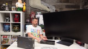 The Samsung Odyssey Ark 55» Curved Gaming Monitor
