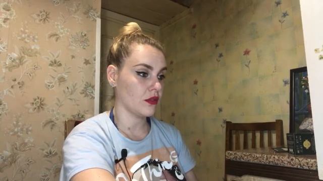 Абьюз в жизни моей бабушки. Люди нытики, что с ними делать? Гаражные бабы, какие они? смотреть онлайн