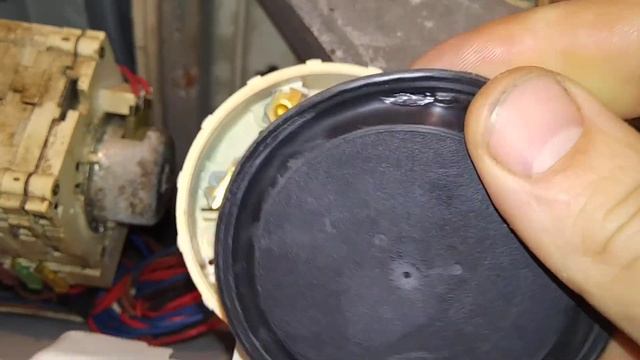 Стиральная машина Alpari заливает без остановки воду. (Редкий случай)