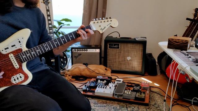 1977 Fender Vibro Champ | BIG sound SMALL Amp! смотреть онлайн