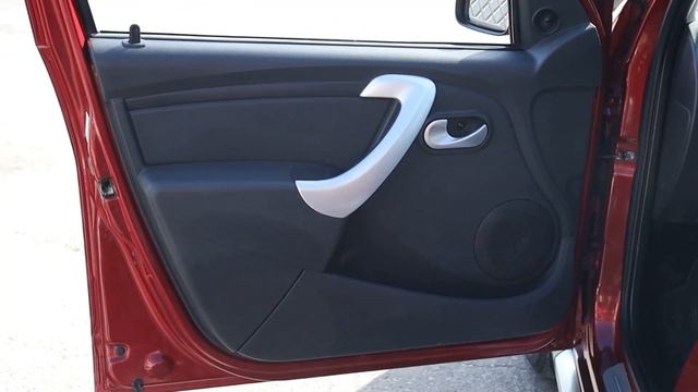 Renault Sandero Stepway смотреть онлайн