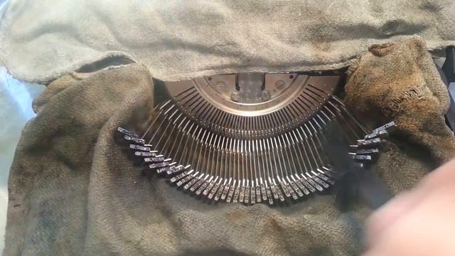 Typewriter type face slug bar segment cleaning demo tutorial detailed смотреть онлайн