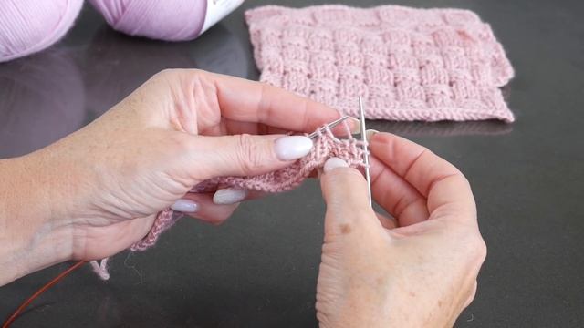 Эффетный и простой узор спицами, только попробуйте! смотреть онлайн