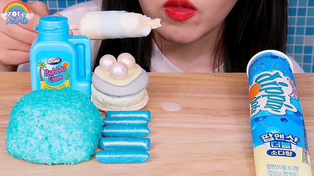 ASMR ICE CREAM BLUE PARTY 블루 아이스크림 블루 디저트 먹방 咀嚼音 モッパン DESSERTS MUKBANG EATING SOUNDS смотреть онлайн