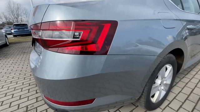 Skoda Superb 2.0TDI Ambition смотреть онлайн