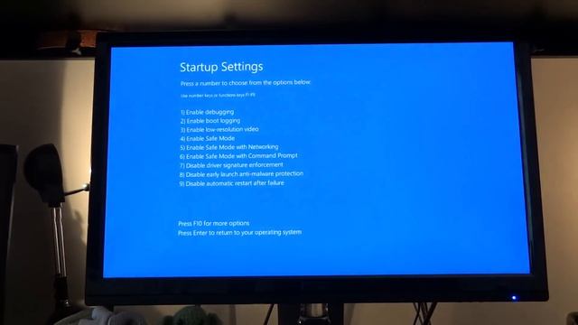 How to install unsigned drivers on Windows 10 - By TotallydubbedHD смотреть онлайн