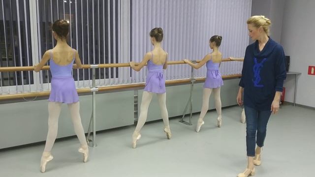 Разогрев на пальцах(1) смотреть онлайн