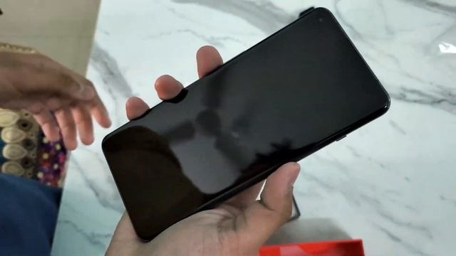 Oneplus 11 5G Unboxing? || Snapdragon 8 Gen 2 Processor || Camera Test, Gaming Test, BGMI смотреть онлайн