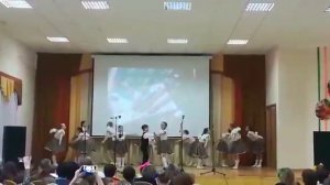 Дёрнул  за косичку