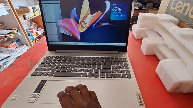 LENOVO 81WB LAPTOP UNBOXING || CORE i3 10TH GENERATION || 8GB RAM & 256 SSD || MRP 54,000/- #lenovo смотреть онлайн