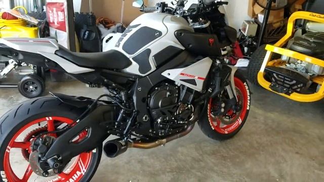 MT-10 Austin Racing exhaust sound and walk around(Discount code for AR Exhaust below) смотреть онлайн