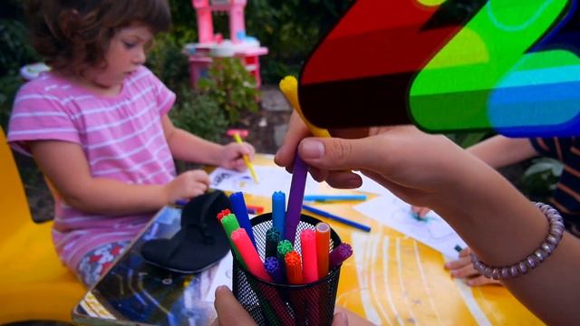 3 МАРКЕРА ЧЕЛЛЕНДЖ БЕЗ ПРАВИЛ ✍️ 3 MARKER CHALLENGE ✍️ КТО ЖЕ КРУЧЕ? смотреть онлайн