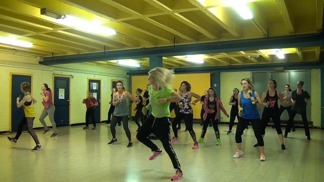 Zumba à Liège - salsa reggaeton toning - All The Girls(1) - El Dusty - ZIN 93 смотреть онлайн