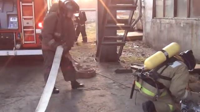 Пожарные учения на ТЭЦ.MPG смотреть онлайн