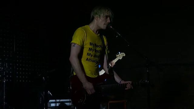 Badflower Live 10/30/2019 - Bury A Friend смотреть онлайн