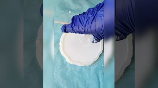 Подстаканник из эпоксидной смолы.Эффект ,,Мозги,, ,,облака,, #подстаканник#эпоксиднаясмола смотреть онлайн