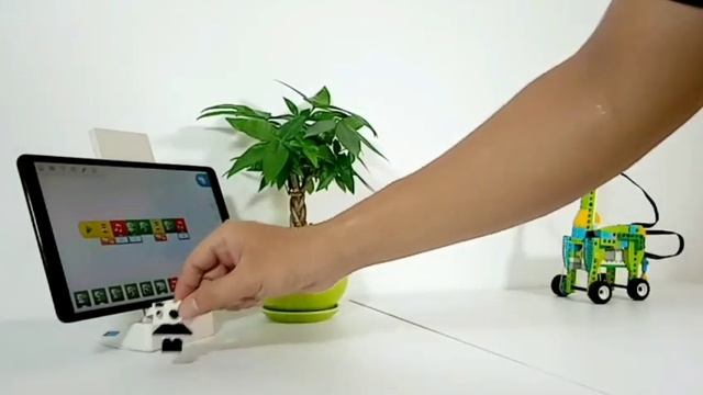 [Nhà khoa học nhí] - HUƠU CAO CỔ - Wedo 2.0 - Xspace STEM Center #Xspace #STEM #STEAM смотреть онлайн