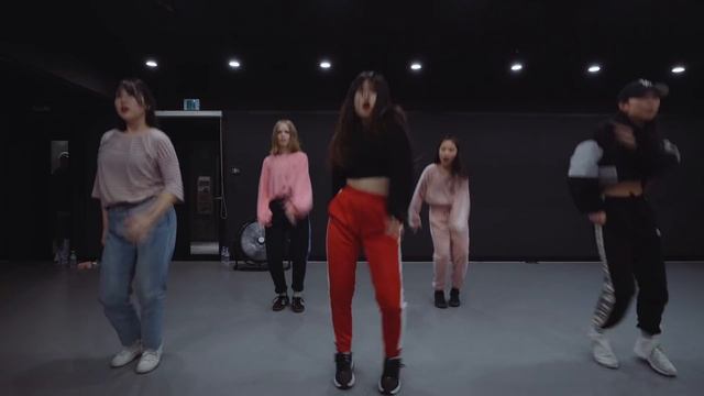 7 Rings - Ariana Grande / Beginner's Class