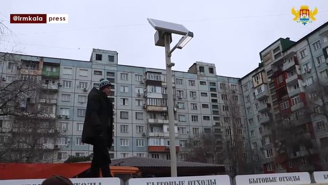 Первые на Кавказе контейнеры для раздельного сбора мусора установлены в Дагестане смотреть онлайн