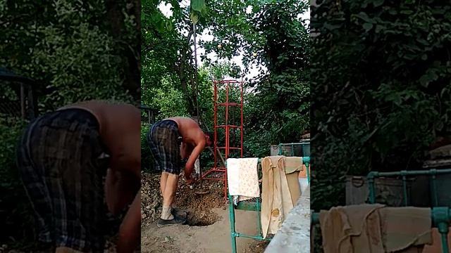 Бурение гравия вручную 7 м . Диаметр 25 см. смотреть онлайн