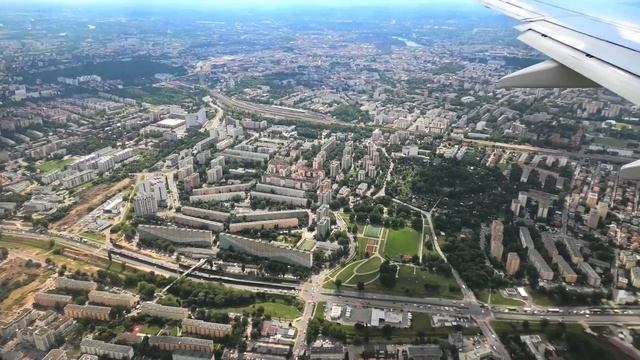 KRAKOW LANDING - Landing at Krakow International Airport - Poland (4K) смотреть онлайн